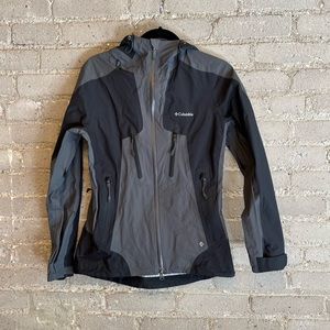 Columbia Women’s Compounder Shell Jacket - Size S